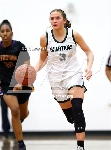 Thumbnail 1 in Lynwood vs. Orangewood Academy photogallery.