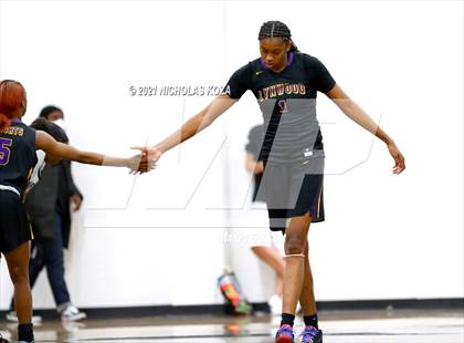 Thumbnail 3 in Lynwood vs. Orangewood Academy photogallery.