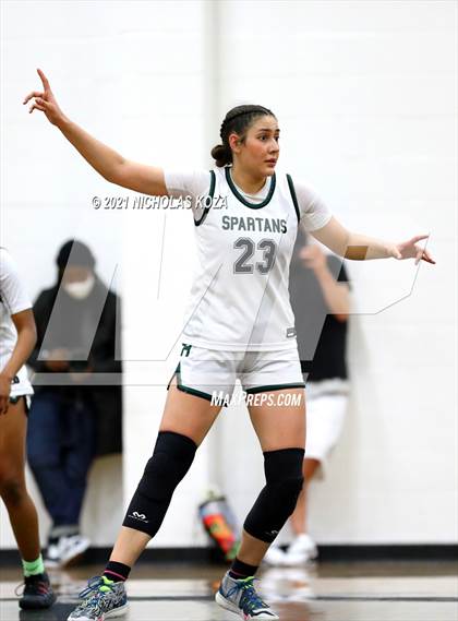 Thumbnail 2 in Lynwood vs. Orangewood Academy photogallery.