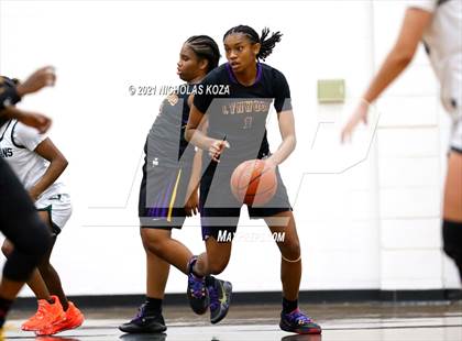 Thumbnail 2 in Lynwood vs. Orangewood Academy photogallery.