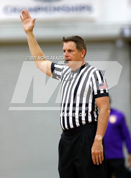 Thumbnail 3 in Lynwood vs. Orangewood Academy photogallery.