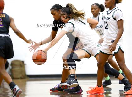 Thumbnail 1 in Lynwood vs. Orangewood Academy photogallery.