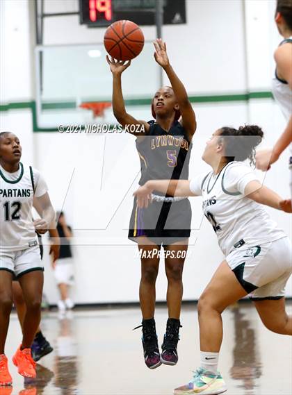 Thumbnail 1 in Lynwood vs. Orangewood Academy photogallery.