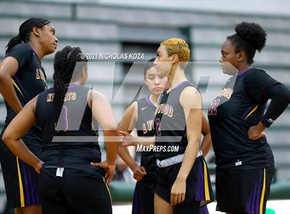 Thumbnail 2 in Lynwood vs. Orangewood Academy photogallery.
