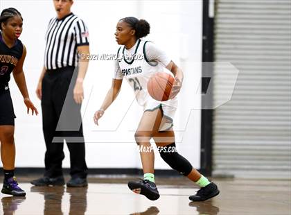 Thumbnail 1 in Lynwood vs. Orangewood Academy photogallery.