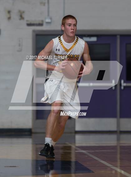 Thumbnail 1 in Enterprise vs. Placer photogallery.