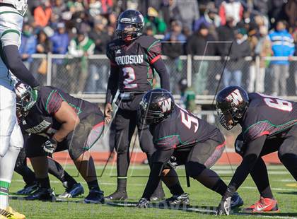 Thumbnail 3 in Wilson vs Woodson (DCIAA Turkey Bowl) photogallery.