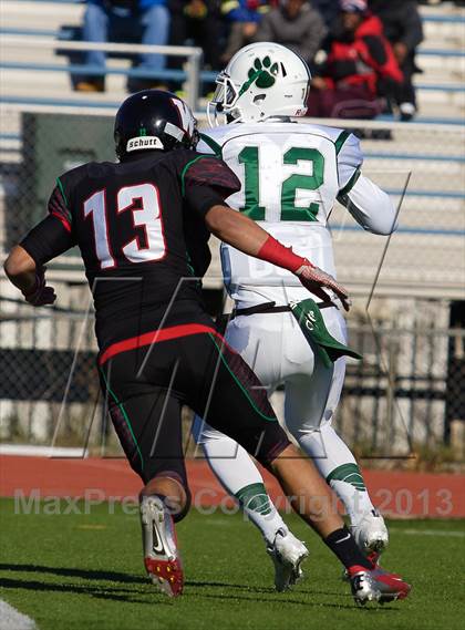 Thumbnail 2 in Wilson vs Woodson (DCIAA Turkey Bowl) photogallery.