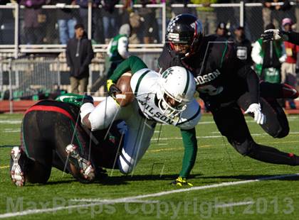 Thumbnail 3 in Wilson vs Woodson (DCIAA Turkey Bowl) photogallery.