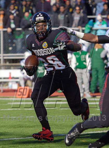 Thumbnail 1 in Wilson vs Woodson (DCIAA Turkey Bowl) photogallery.