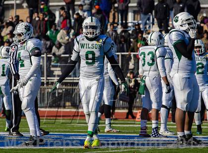 Thumbnail 2 in Wilson vs Woodson (DCIAA Turkey Bowl) photogallery.