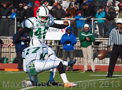 Thumbnail 2 in Wilson vs Woodson (DCIAA Turkey Bowl) photogallery.