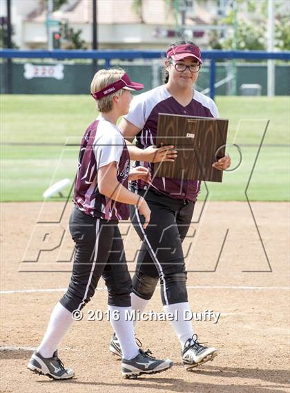 Thumbnail 2 in Hanford vs. Independence (CIF Central Section Division III Final) photogallery.