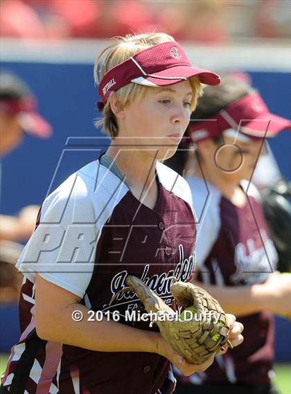 Thumbnail 1 in Hanford vs. Independence (CIF Central Section Division III Final) photogallery.