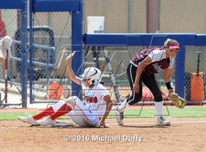 Thumbnail 3 in Hanford vs. Independence (CIF Central Section Division III Final) photogallery.