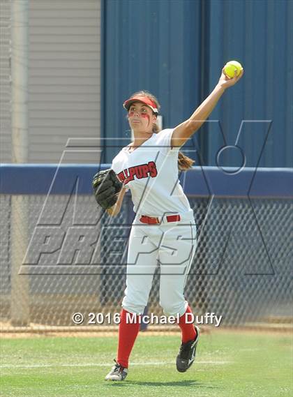 Thumbnail 3 in Hanford vs. Independence (CIF Central Section Division III Final) photogallery.