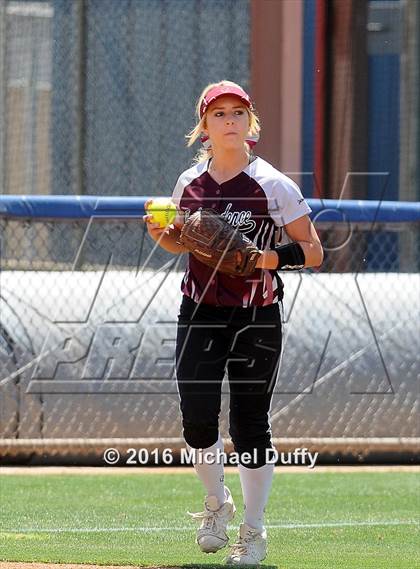 Thumbnail 1 in Hanford vs. Independence (CIF Central Section Division III Final) photogallery.