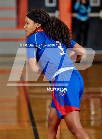 Thumbnail 2 in Christian Brothers vs Roseville (Roseville Elite Showcase) photogallery.