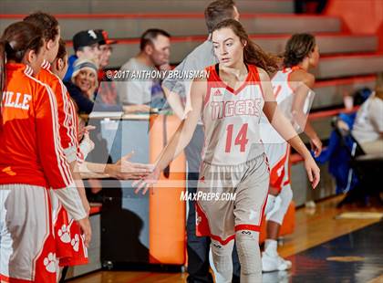 Thumbnail 3 in Christian Brothers vs Roseville (Roseville Elite Showcase) photogallery.