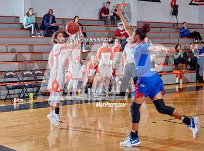 Thumbnail 1 in Christian Brothers vs Roseville (Roseville Elite Showcase) photogallery.