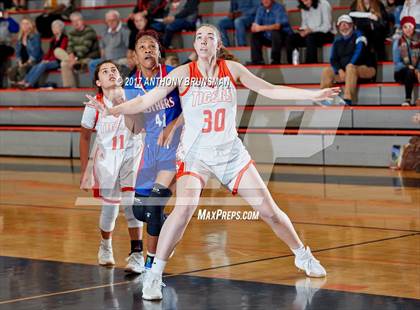 Thumbnail 1 in Christian Brothers vs Roseville (Roseville Elite Showcase) photogallery.