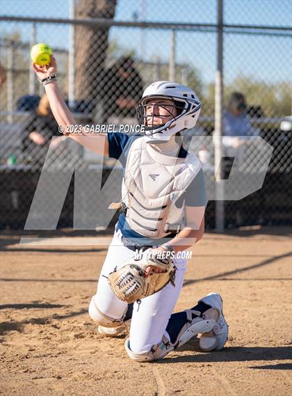 Thumbnail 1 in Christian @ Holtville photogallery.