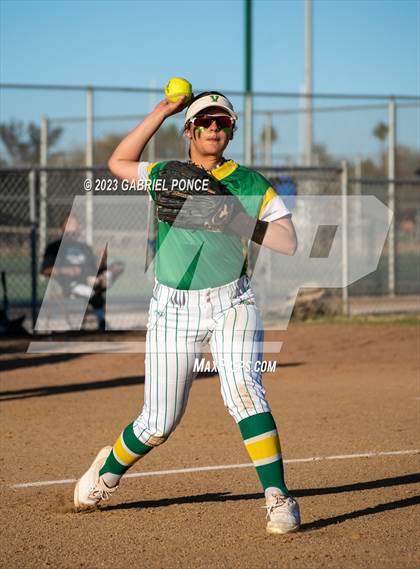 Thumbnail 1 in Christian @ Holtville photogallery.