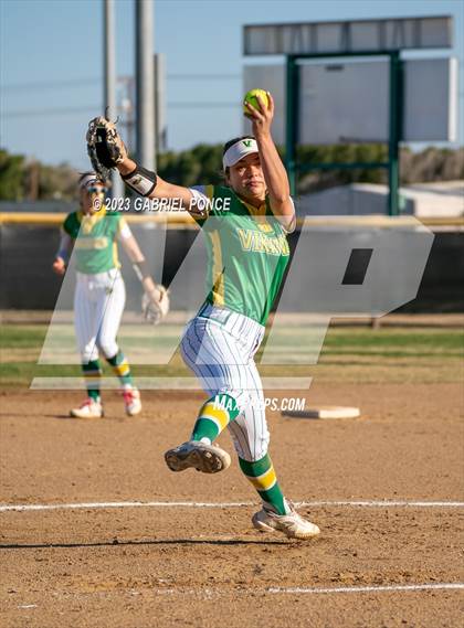 Thumbnail 3 in Christian @ Holtville photogallery.