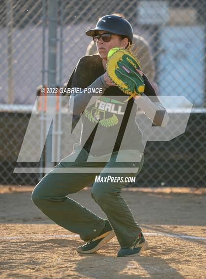 Thumbnail 2 in Christian @ Holtville photogallery.