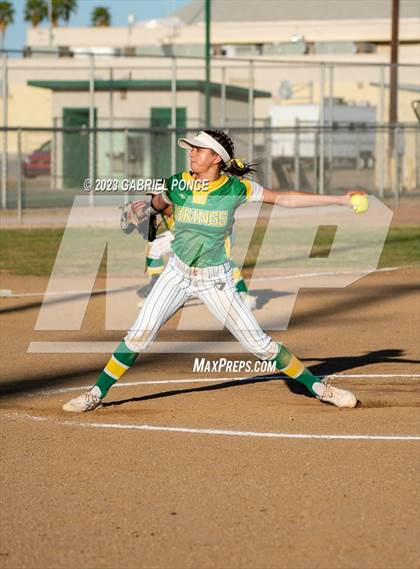 Thumbnail 1 in Christian @ Holtville photogallery.