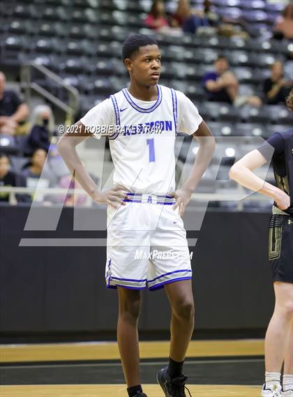 Thumbnail 3 in Kaufman vs Adamson (Kaufman Tournament) photogallery.