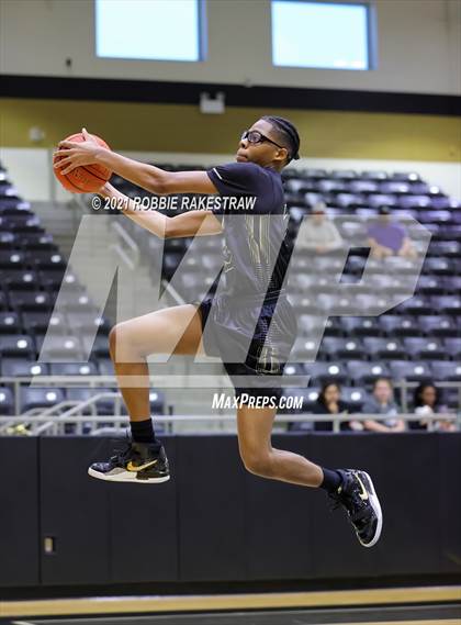 Thumbnail 3 in Kaufman vs Adamson (Kaufman Tournament) photogallery.