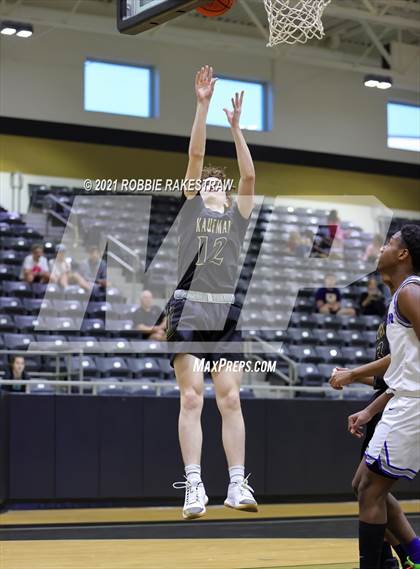 Thumbnail 2 in Kaufman vs Adamson (Kaufman Tournament) photogallery.