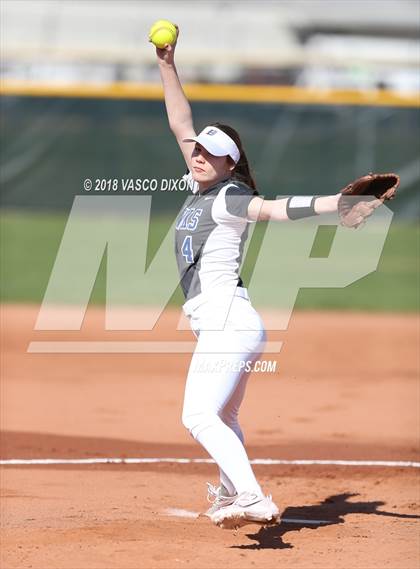 Thumbnail 2 in Estrella Foothills vs Buckeye (Agua Fria Classic) photogallery.