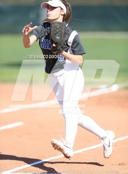 Thumbnail 2 in Estrella Foothills vs Buckeye (Agua Fria Classic) photogallery.