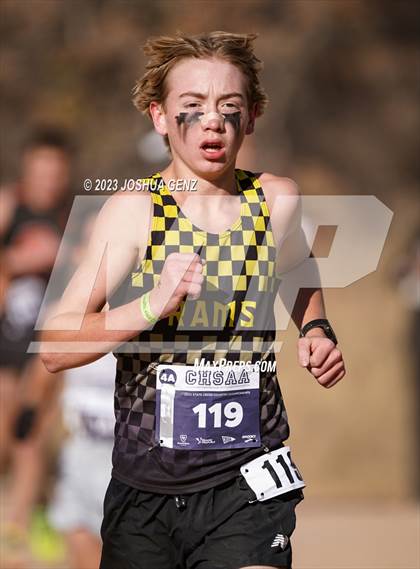 Thumbnail 3 in CHSAA 4A Cross Country Final photogallery.
