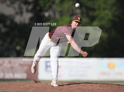 Thumbnail 1 in Russia vs. Berne Union (OHSAA D4 Regional Semifinal) photogallery.