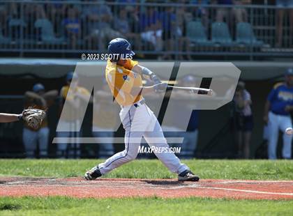 Thumbnail 2 in Russia vs. Berne Union (OHSAA D4 Regional Semifinal) photogallery.