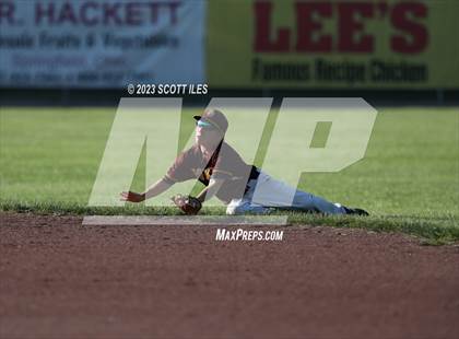 Thumbnail 3 in Russia vs. Berne Union (OHSAA D4 Regional Semifinal) photogallery.
