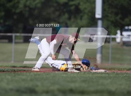 Thumbnail 1 in Russia vs. Berne Union (OHSAA D4 Regional Semifinal) photogallery.