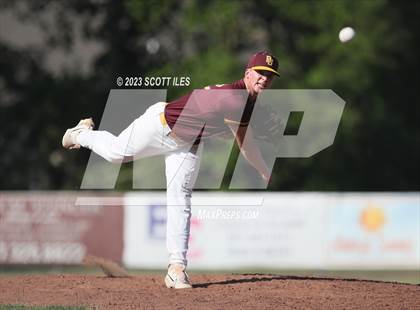 Thumbnail 2 in Russia vs. Berne Union (OHSAA D4 Regional Semifinal) photogallery.