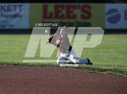 Thumbnail 2 in Russia vs. Berne Union (OHSAA D4 Regional Semifinal) photogallery.
