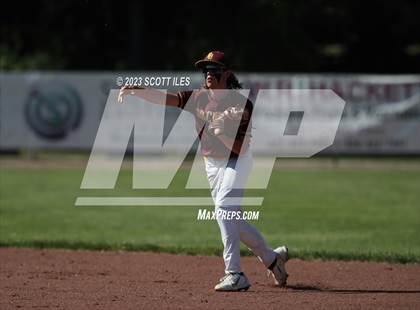 Thumbnail 1 in Russia vs. Berne Union (OHSAA D4 Regional Semifinal) photogallery.