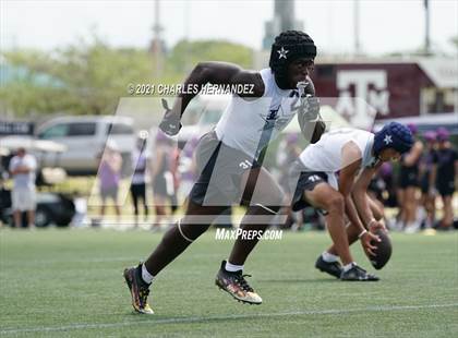 Thumbnail 3 in Lone Star vs. Lake Travis (Texas State 7-on-7 Tournament) photogallery.