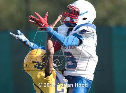 Thumbnail 2 in Friendship Collegiate @ DeMatha Catholic photogallery.
