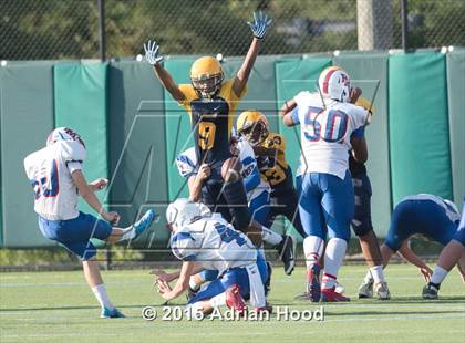 Thumbnail 1 in Friendship Collegiate @ DeMatha Catholic photogallery.