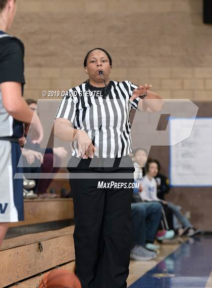 Thumbnail 1 in Vista del Lago vs. Grant (Lincoln Invitational) photogallery.