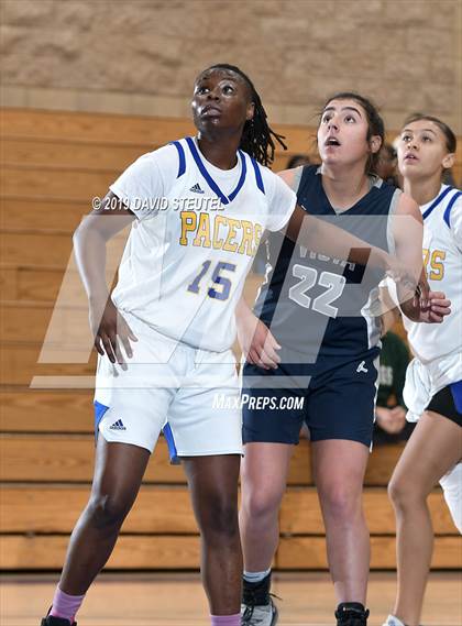 Thumbnail 3 in Vista del Lago vs. Grant (Lincoln Invitational) photogallery.