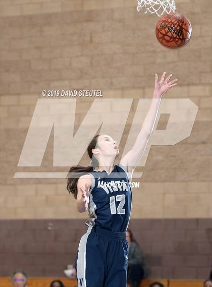 Thumbnail 3 in Vista del Lago vs. Grant (Lincoln Invitational) photogallery.