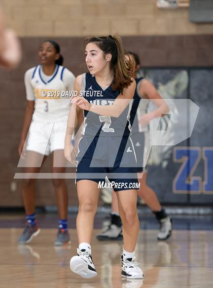 Thumbnail 1 in Vista del Lago vs. Grant (Lincoln Invitational) photogallery.
